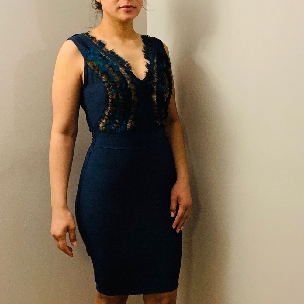 Blue feathery dress/large & small